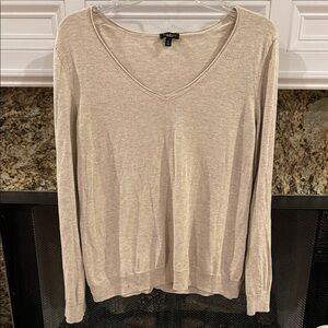 Talbots Tan Lightweight Long Sleeve V-Neck Sweater